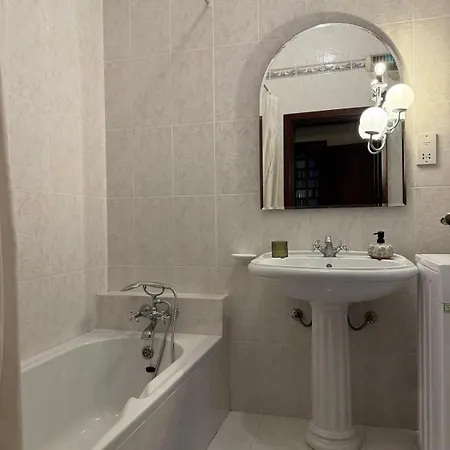 Contemporary Comfort With Panoramic Gozo Vistas *
