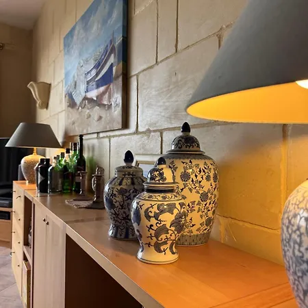 Contemporary Comfort With Panoramic Gozo Vistas Apartman *