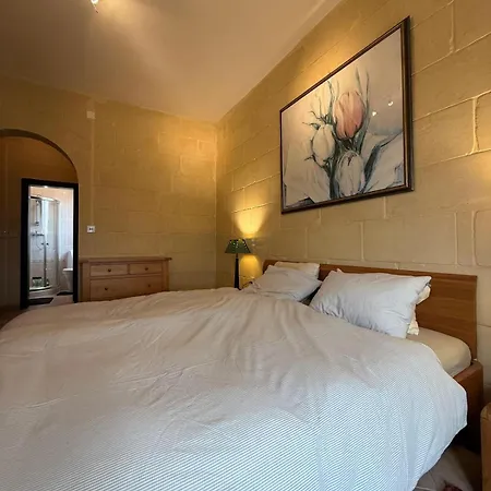 Contemporary Comfort With Panoramic Gozo Vistas