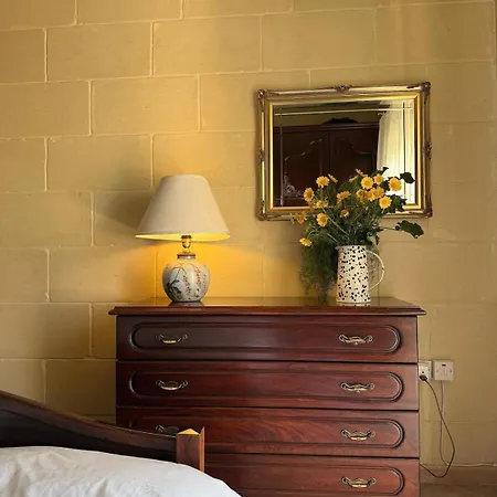 Contemporary Comfort With Panoramic Gozo Vistas Apartman